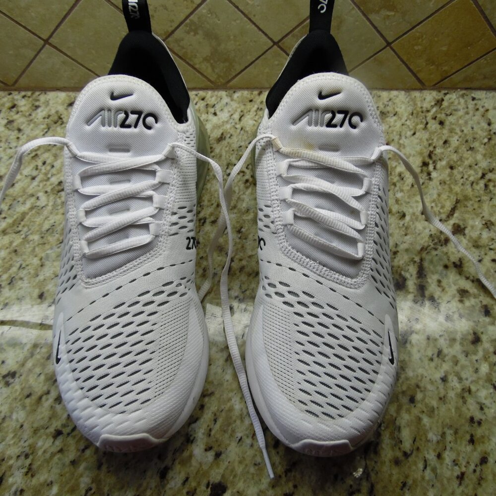 NIKE AIR 270 LOW WHITE SIZE 10.5 MENS SHOES